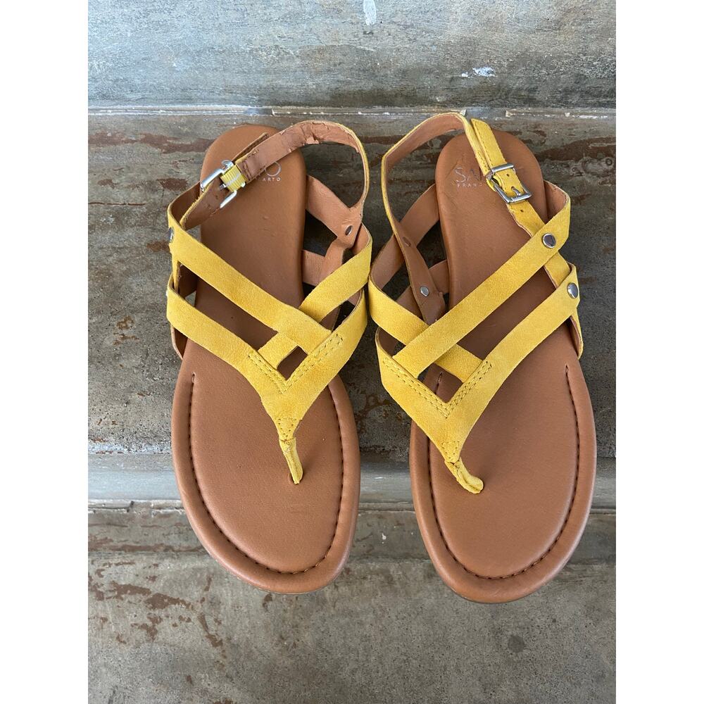 Franco Sarto golden yellow suede toe post sandal - Picture 2 of 11